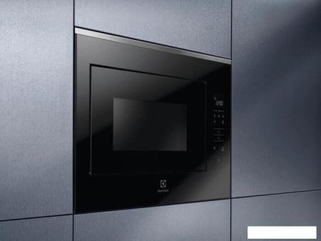 Микроволновые печи Electrolux EMS4253TEX
