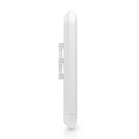 Беспроводные точки доступа и усилители Wi-Fi Ubiquiti NanoStation 5AC [NS-5AC]