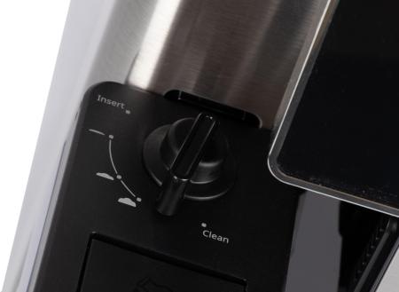 Кофеварки и кофемашины DeLonghi PrimaDonna Soul ECAM 610.74.MB [ECAM 610.74.MB]