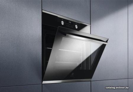 Микроволновые печи Electrolux LMSD253TM