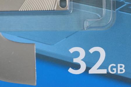 USB Flash Netac 32GB USB 3.2 FlashDrive Netac UM1 Highspeed [NT03UM1N-032G-32PN]