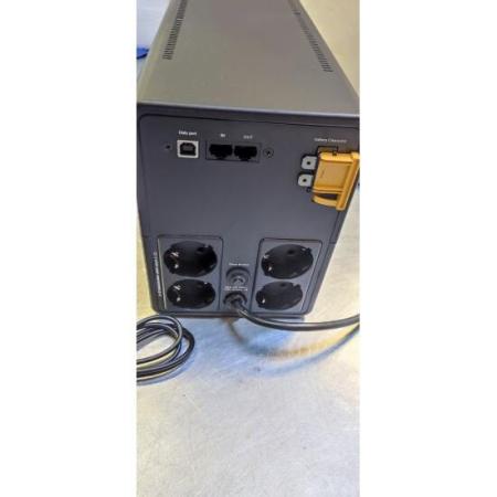 Источники бесперебойного питания APC Back-UPS 1200VA BX1200MI-GR [BX1200MI-GR]