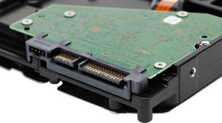 Жесткие диски Seagate Skyhawk Surveillance 4TB ST4000VX015 [ST4000VX015]