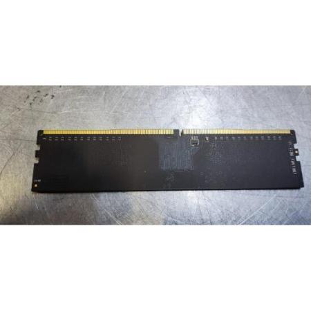 Оперативная память AMD Radeon R7 Performance 8GB DDR4 PC4-21300 R748G2606U2S-UO [R748G2606U2S-UO]