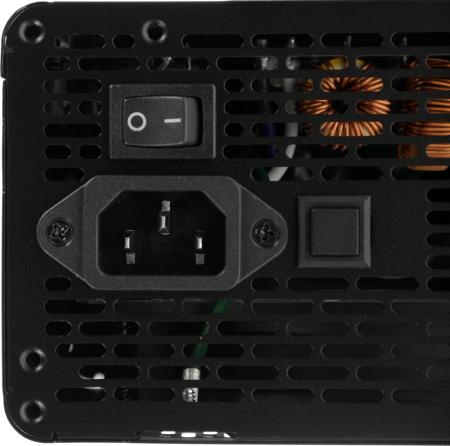 Блоки питания Thermaltake Smart BX1 RGB 750W SP-750AH2NKB-2 [PS-SPR-0750NHSABE-1]