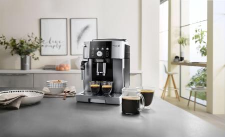 Кофеварки и кофемашины DeLonghi Magnifica S Smart ECAM 250.23 SB [ECAM 250.23 SB]