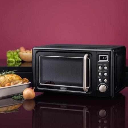 Микроволновые печи Holt HT-MO-002 (серебристый)