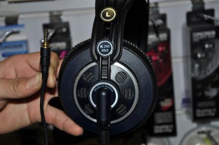 Наушники и гарнитуры AKG K240 MK II