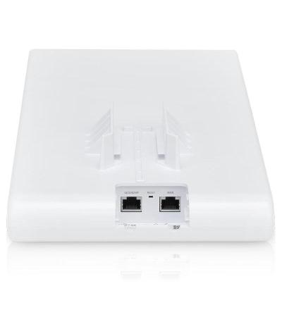 Беспроводные точки доступа и усилители Wi-Fi Ubiquiti UniFi AC Mesh Pro [UAP-AC-M-PRO, UAP-AC-M-PRO-EU]