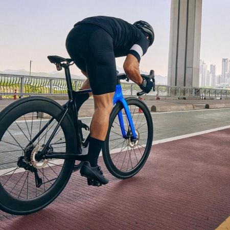 Умные часы и браслеты Samsung Galaxy Watch Ultra 47 мм LTE (черный титан) [SM-L705FDAACAU]