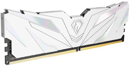 Оперативная память Netac Shadow II White 8ГБ DDR4 3600МГц NTSWD4P36SP-08W [NTSWD4P36SP-08W]