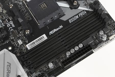 Материнские платы ASRock B550M Pro4