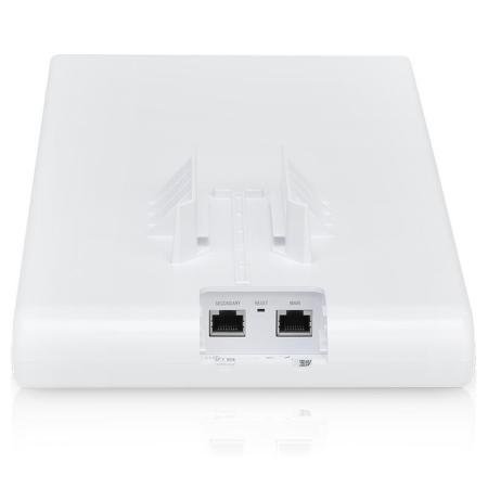 Беспроводные точки доступа и усилители Wi-Fi Ubiquiti UniFi AC Mesh Pro [UAP-AC-M-PRO, UAP-AC-M-PRO-EU]