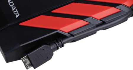 Внешние накопители ADATA HD710P 2TB (красный) [AHD710P-2TU31-CRD]