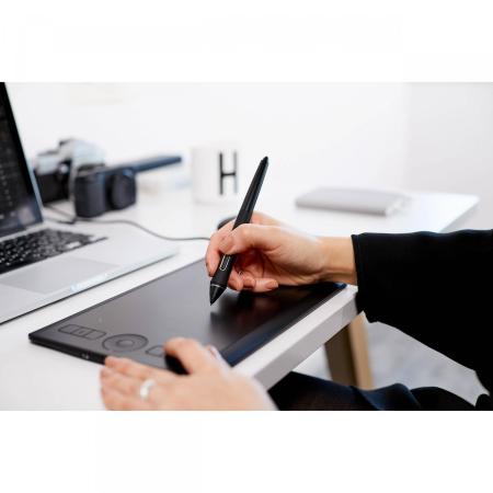 Графические планшеты Wacom Intuos Pro Small PTH460K0B [PTH460K0B]
