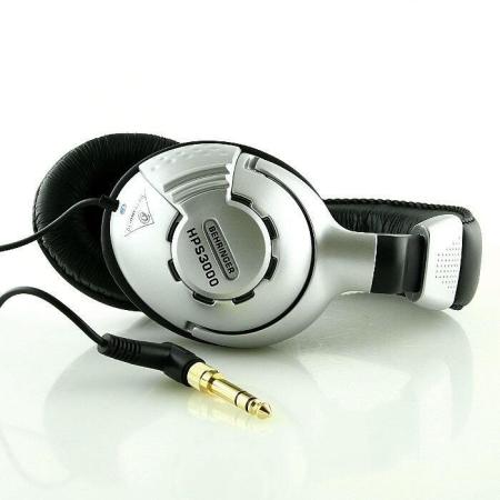 Наушники и гарнитуры Behringer HPS3000