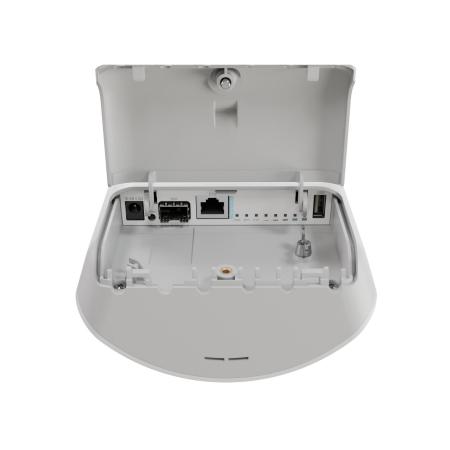 Беспроводные маршрутизаторы Mikrotik mANTBox ax 15s [L22UGS-5HaxD2HaxD-15S]