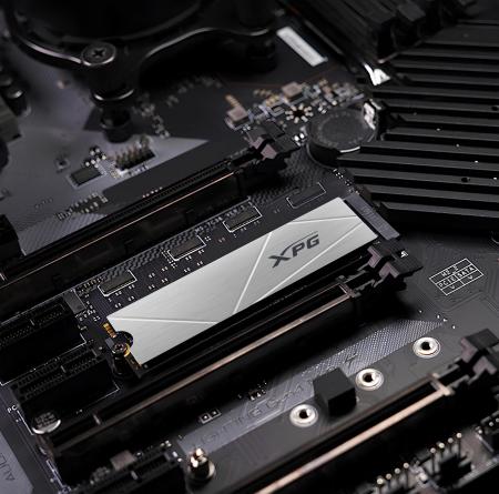 SSD ADATA XPG Gammix S60 Blade 512GB AGAMMIXS60-512G-CS [AGAMMIXS60-512G-CS]