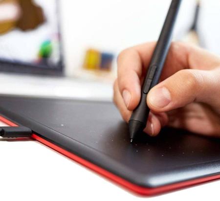 Графические планшеты Wacom One by Wacom CTL-472 (маленький размер) [CTL-472-N]